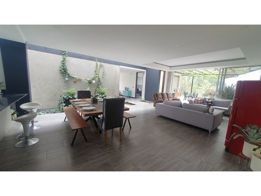 Envigado, Departamento de Antioquiaの高級住宅