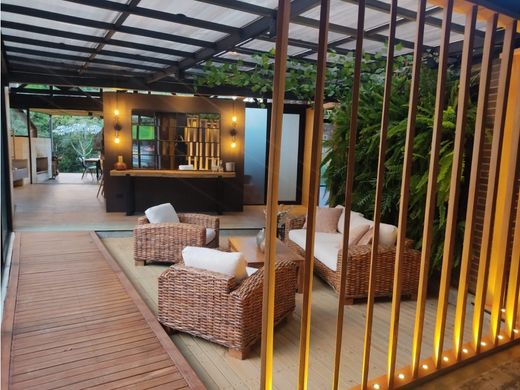 Casale a Envigado, Departamento de Antioquia