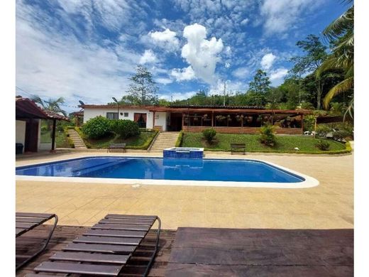 Otel Girardota, Departamento de Antioquia