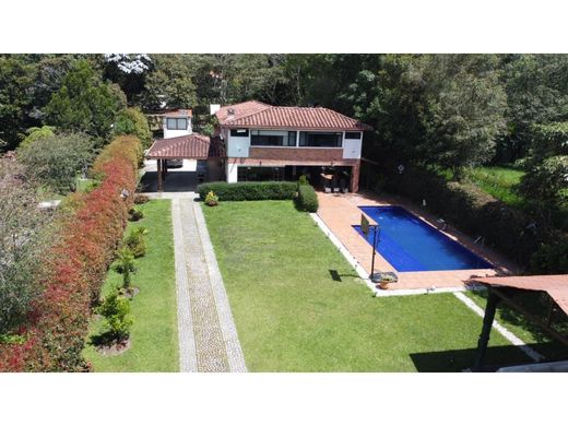 Quinta rústica - La Ceja, Departamento de Antioquia