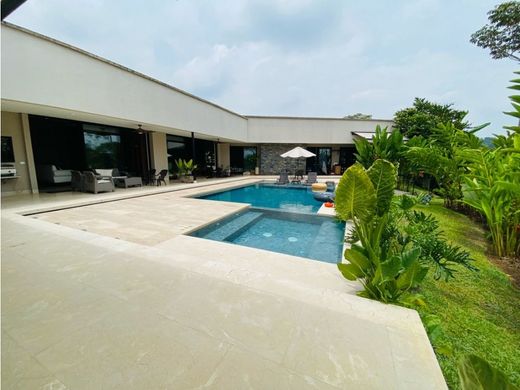 Casale a Cali, Departamento del Valle del Cauca