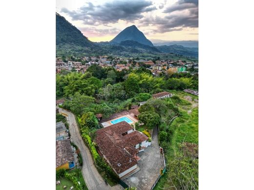 Quinta rústica - Venecia, Departamento de Antioquia