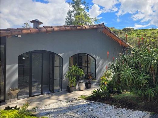 Country House in Retiro, Departamento de Antioquia