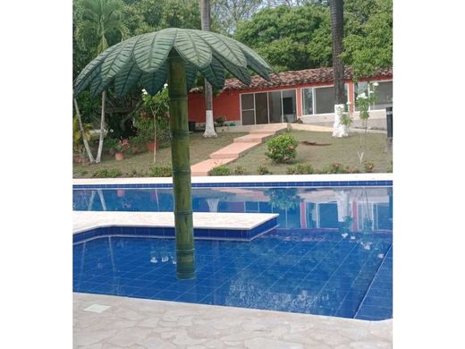 ‏בתים כפריים או חוות ב  San Jerónimo, Departamento de Antioquia