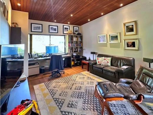 Πολυτελή κατοικία σε Μεδεγίν, Medellín