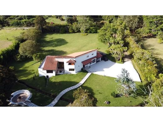 컨트리하우스 / La Ceja, Departamento de Antioquia