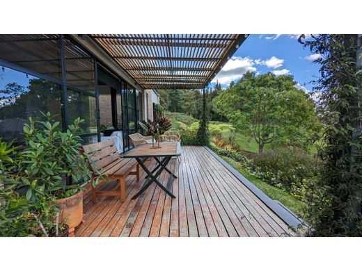 郊区住宅  La Ceja, Departamento de Antioquia