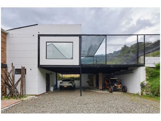 Casale a Bello, Departamento de Antioquia