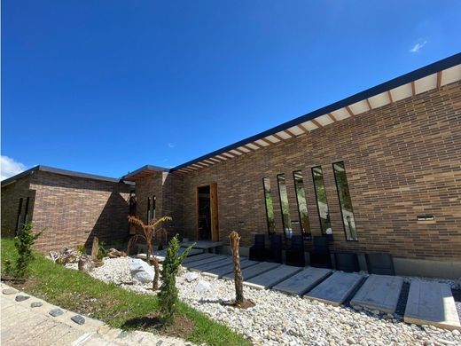 Casa de campo en Retiro, Departamento de Antioquia