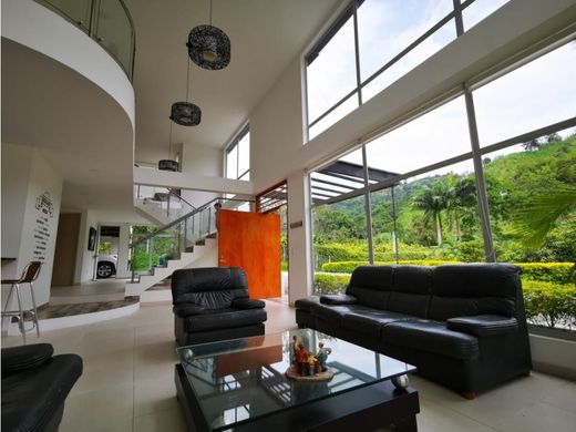 منزل ريفي ﻓﻲ Manizales, Departamento de Caldas