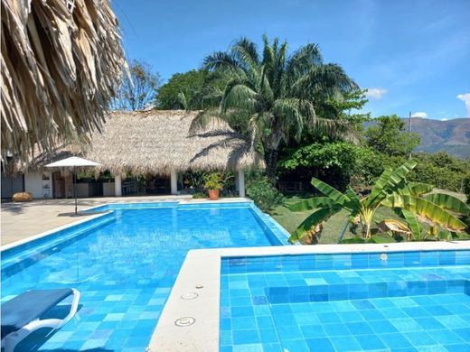 Gospodarstwo w Nilo, Departamento de Cundinamarca