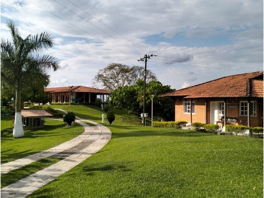 Hotel w Alcalá, Departamento del Valle del Cauca