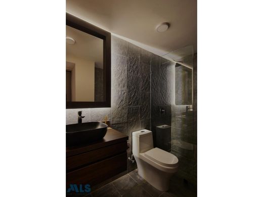 Apartment / Etagenwohnung in Medellín, Departamento de Antioquia