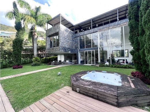 Πολυτελή κατοικία σε Sabaneta, La Estrella