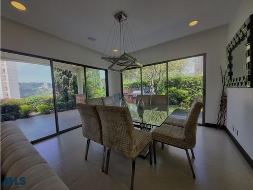 Πολυτελή κατοικία σε Sabaneta, La Estrella