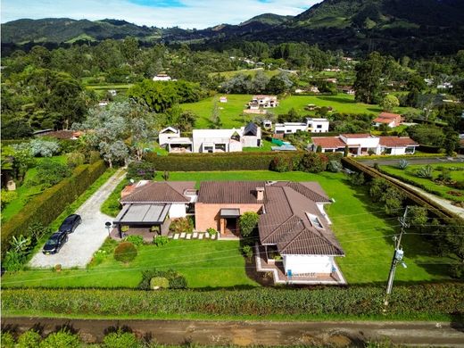 豪宅  La Ceja, Departamento de Antioquia