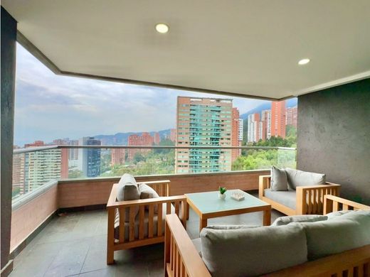 Apartment / Etagenwohnung in Medellín, Departamento de Antioquia