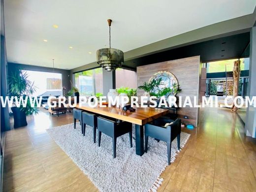 Luksusowy dom w Medellín, Departamento de Antioquia