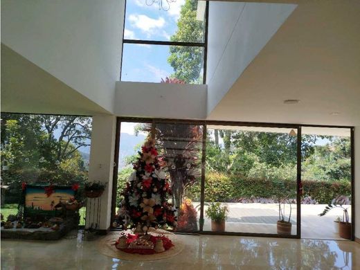 Элитный дом, Envigado, Departamento de Antioquia