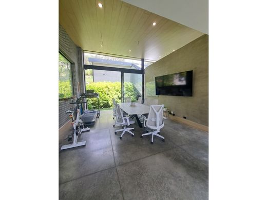 Country House in Yumbo, Departamento del Valle del Cauca