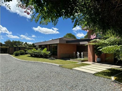 منزل ريفي ﻓﻲ Rionegro, Departamento de Antioquia