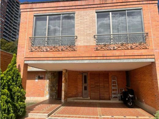 호화 저택 / 메데인, Medellín