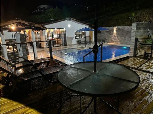 Farmhouse in San Jerónimo, Departamento de Antioquia