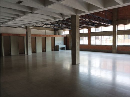 Bureau à Medellín, Departamento de Antioquia