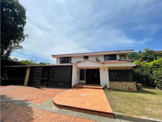 Luxus-Haus in Cali, Departamento del Valle del Cauca