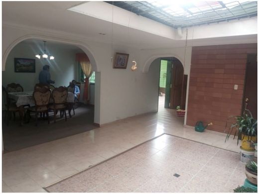 Luxury home in Medellín, Departamento de Antioquia