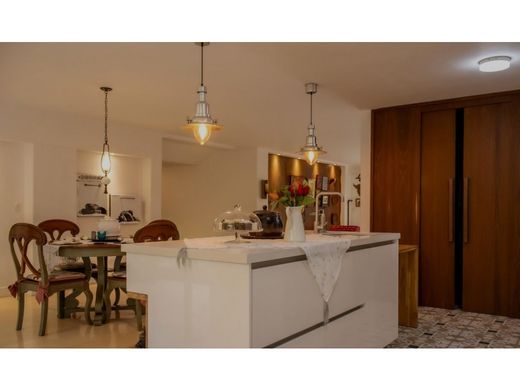 아파트 / 메데인, Medellín