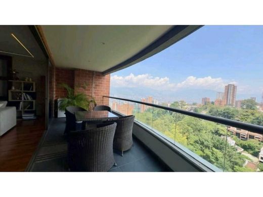 Apartment / Etagenwohnung in Medellín, Departamento de Antioquia