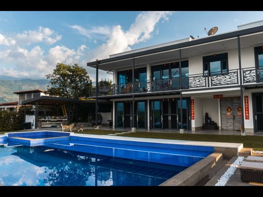 Country House in Calarcá, Calarca