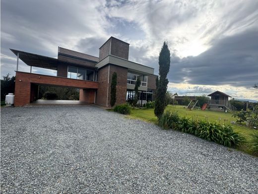 Ferme à Santa Helena, Medellín