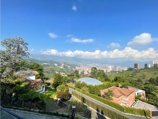 Köy evi Sabaneta, La Estrella