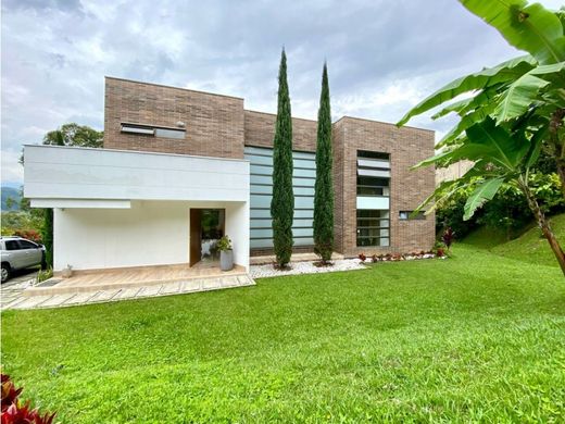 Envigado, Departamento de Antioquiaの高級住宅