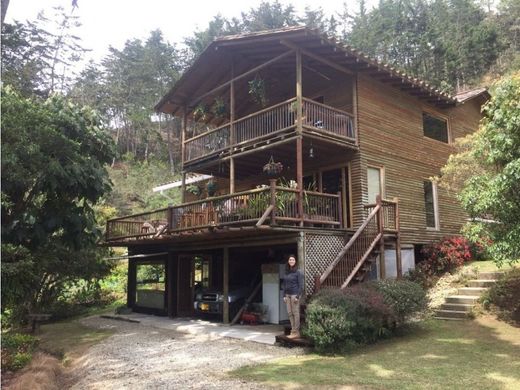 Köy evi Rionegro, Departamento de Antioquia