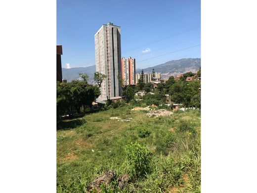 ‏קרקע ב  Medellín, Departamento de Antioquia