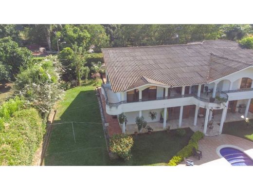 豪宅  卡利, Cali