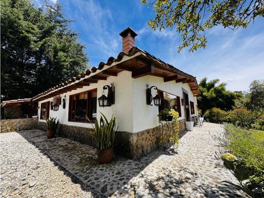 Загородный Дом, La Ceja, Departamento de Antioquia