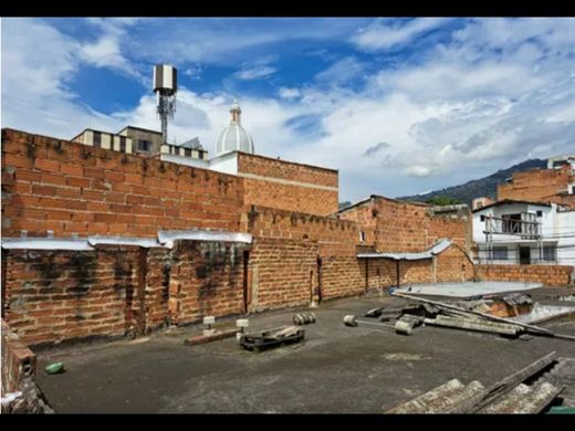 أرض ﻓﻲ Bello, Departamento de Antioquia