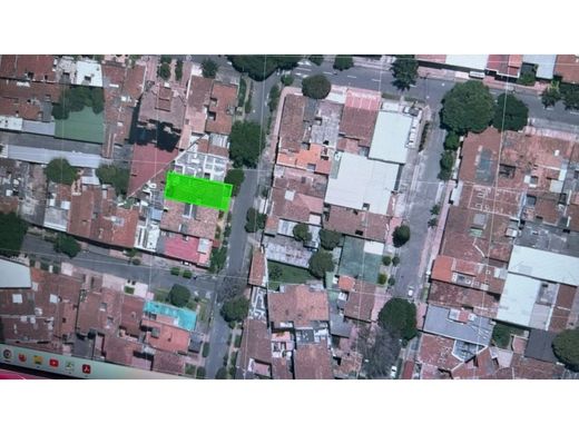 ‏קרקע ב  מדיין
, Medellín