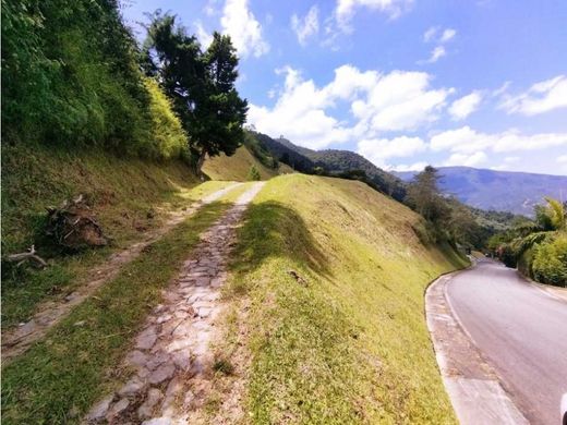 ‏קרקע ב  Envigado, Departamento de Antioquia