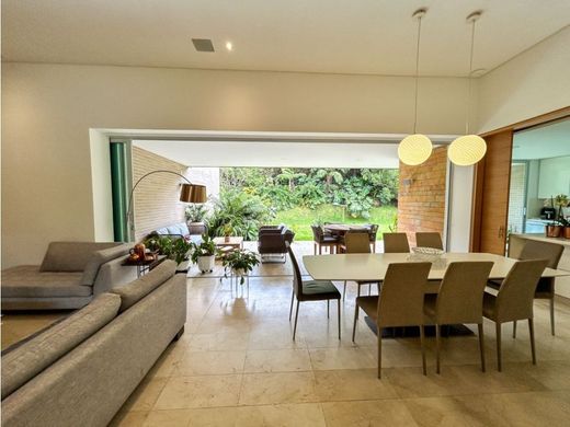 Envigado, Departamento de Antioquiaの高級住宅