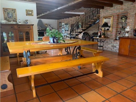 Сельский Дом, Медельин, Medellín