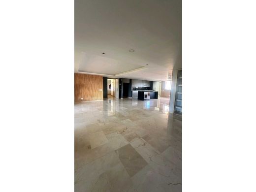 Piso / Apartamento en Medellín, Departamento de Antioquia