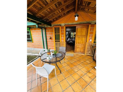 Gutshaus oder Landhaus in Guarne, Departamento de Antioquia