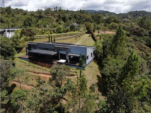 Quinta rústica - Retiro, Departamento de Antioquia