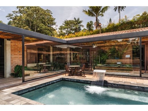 Köy evi Rionegro, Departamento de Antioquia