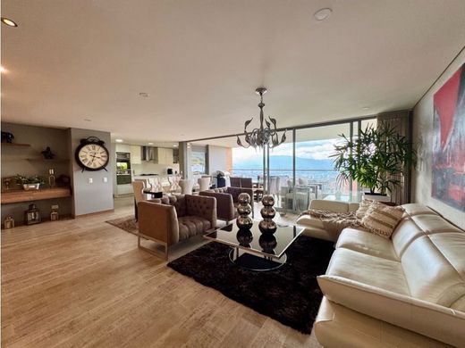 Piso / Apartamento en Envigado, Departamento de Antioquia